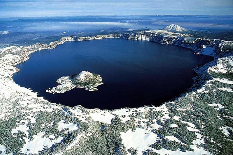 Crater Lake - Lago em inglês